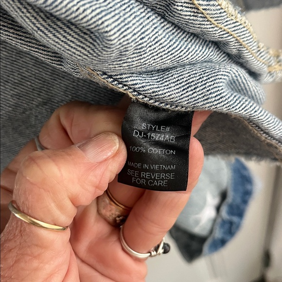 Zenana Women’s Large Outfitters Blue Denim Jacket with White Stars 100% cotton - Picture 8 of 8